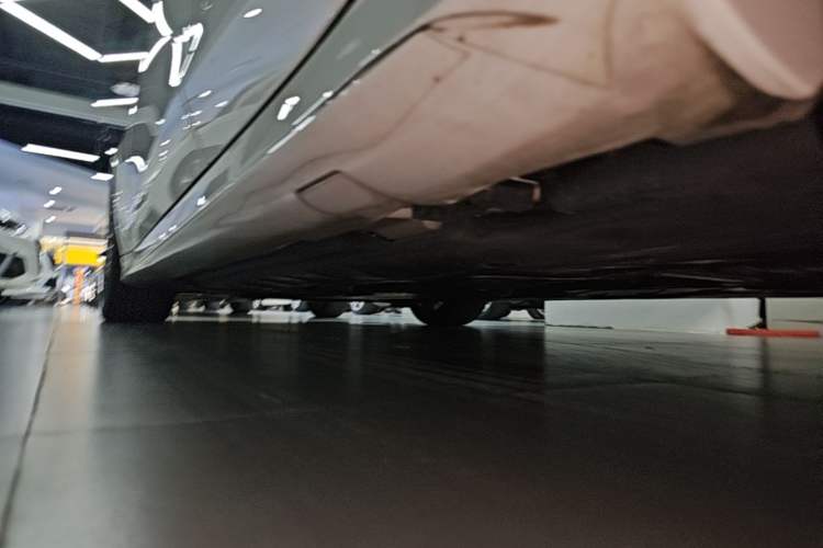 Used Mercedes-Benz CLS 2021 CLS 300 Luxury Model Left Side Sill