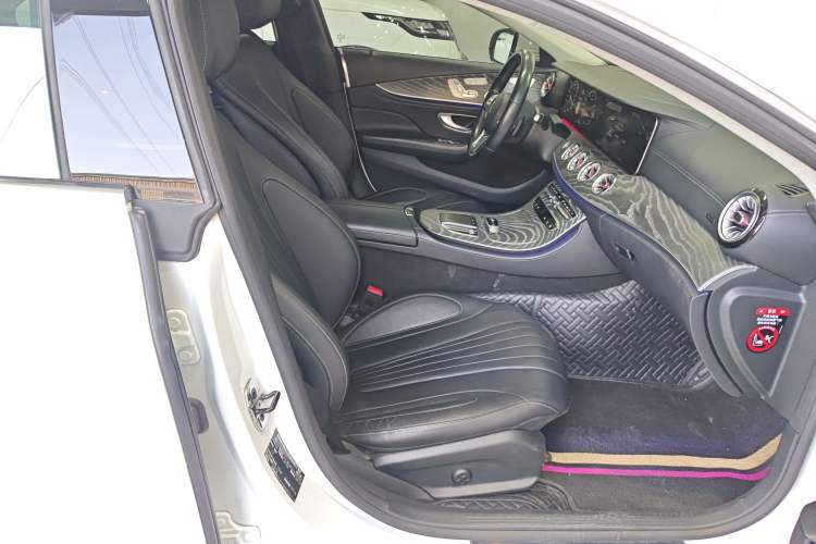 Used Mercedes-Benz CLS 2021 CLS 300 Sport Edition Right Front Seat