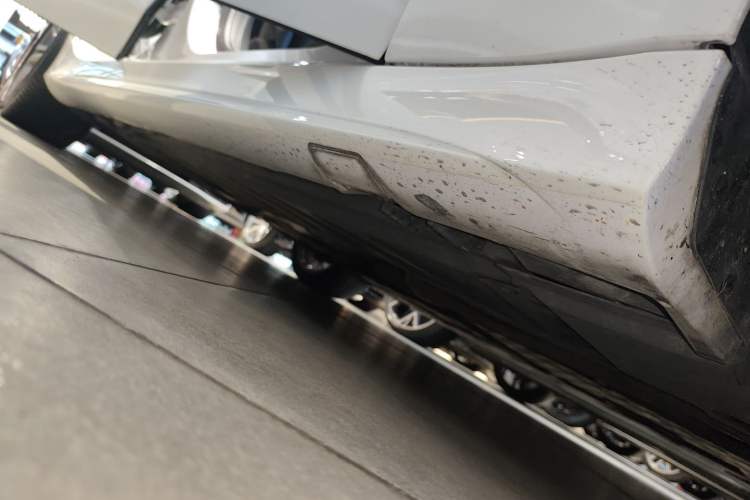 Used Mercedes-Benz CLS 2021 CLS 300 Sport Edition Right Side Sill