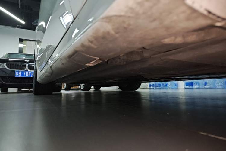 Used Mercedes-Benz CLS 2021 CLS 300 Luxury Model Right Side Sill