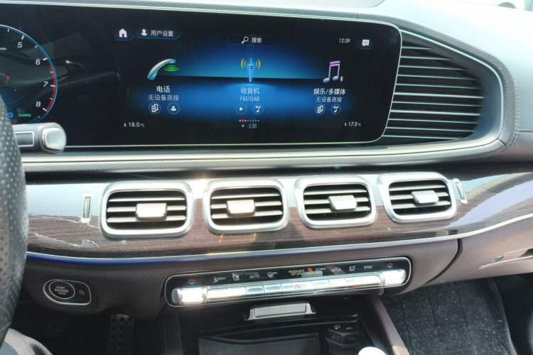 Used Mercedes-Benz CLS  Audio And AC Panel