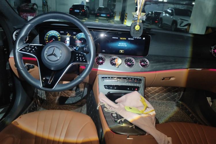 Used Mercedes-Benz CLS 2022 CLS 300 Sport Edition Center Console
