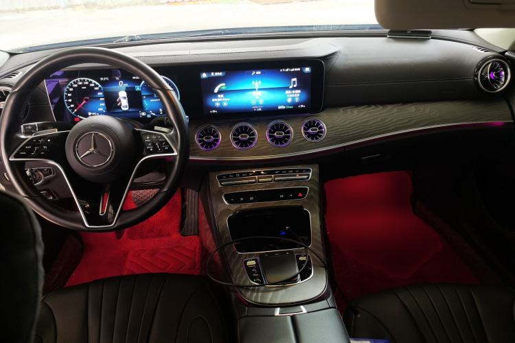 Used Mercedes-Benz CLS 2022 CLS 300 Sport Edition Center Console