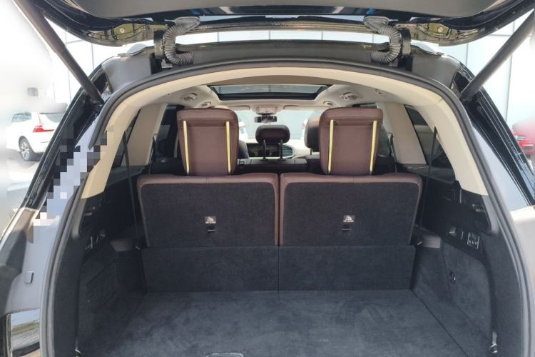 Used Mercedes-Benz CLS  Trunk