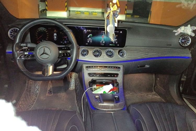 Used Mercedes-Benz CLS 2022 CLS 300 Luxury Model Center Console