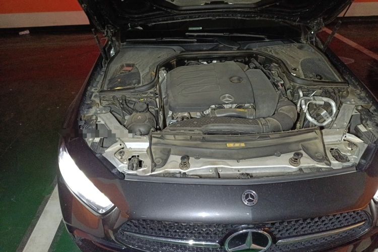 Used Mercedes-Benz CLS 2022 CLS 300 Luxury Model Engine Bay Right