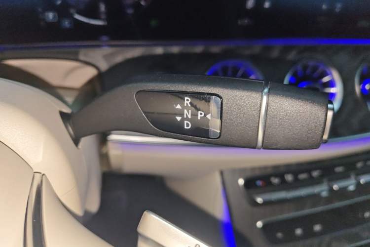 Used Mercedes-Benz CLS 2022 CLS 300 Luxury Model Gear Lever
