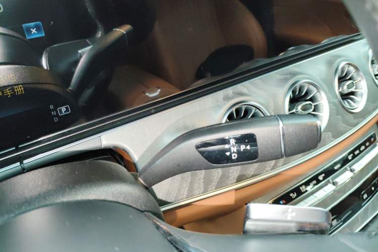 Used Mercedes-Benz CLS 2022 CLS 300 Sport Edition Gear Lever