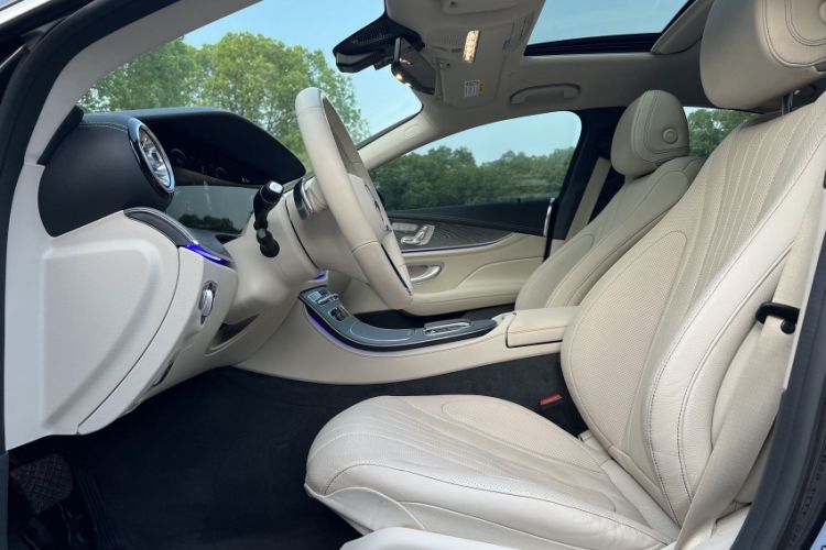 Used Mercedes-Benz CLS 2022 CLS 300 Sport Edition Interior 7