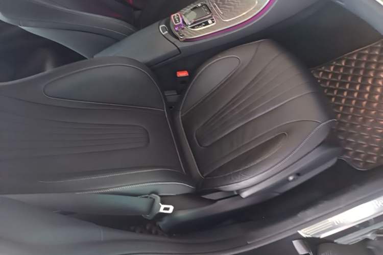 Used Mercedes-Benz CLS 2022 CLS 300 Sport Edition Right Front Seat