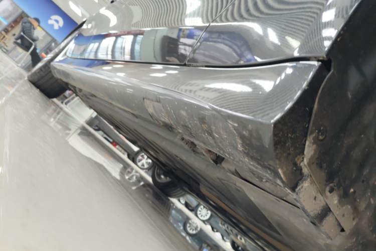 Used Mercedes-Benz CLS 2022 CLS 300 Sport Edition Right Side Sill