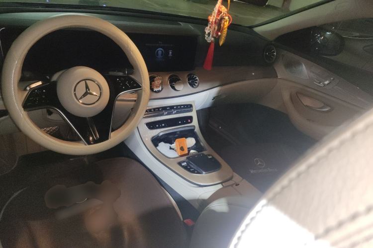 Used Mercedes-Benz CLS 2022 CLS 300 Sport Edition Center Console