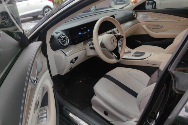 Used Mercedes-Benz CLS 2022 CLS 300 Sport Edition Driver Seat