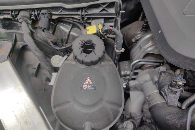 Used Mercedes-Benz CLS 2022 CLS 300 Sport Edition Engine Bay Right