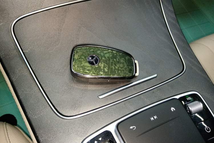 Used Mercedes-Benz CLS 2022 CLS 300 Sport Edition Interior 1
