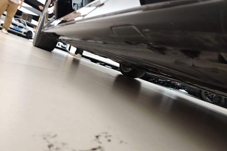 Used Mercedes-Benz CLS 2022 CLS 300 Sport Edition Right Side Sill