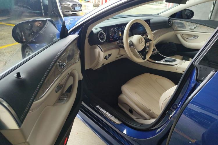 Used Mercedes-Benz CLS 2022 CLS 300 Sport Edition Driver Seat