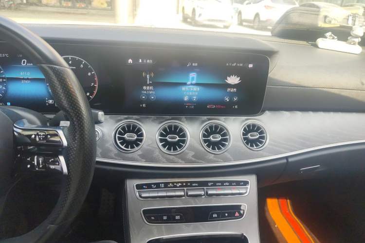 Used Mercedes-Benz CLS 2022 CLS 300 Luxury Model Audio And AC Panel