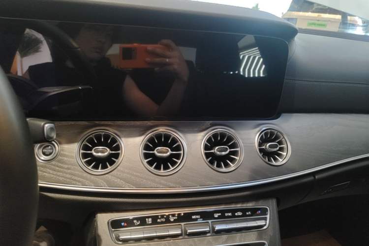 Used Mercedes-Benz CLS 2022 CLS 300 Sport Edition Audio And AC Panel