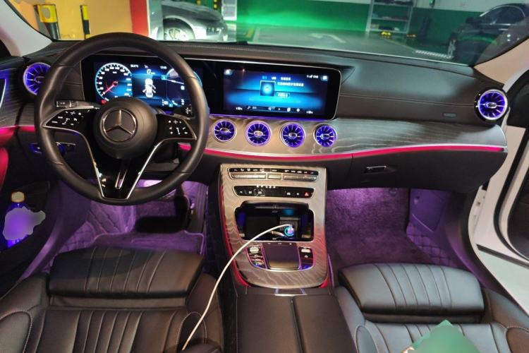 Used Mercedes-Benz CLS 2022 CLS 260 Center Console