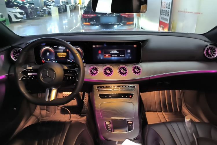 Used Mercedes-Benz CLS 2022 CLS 300 Luxury Model Center Console