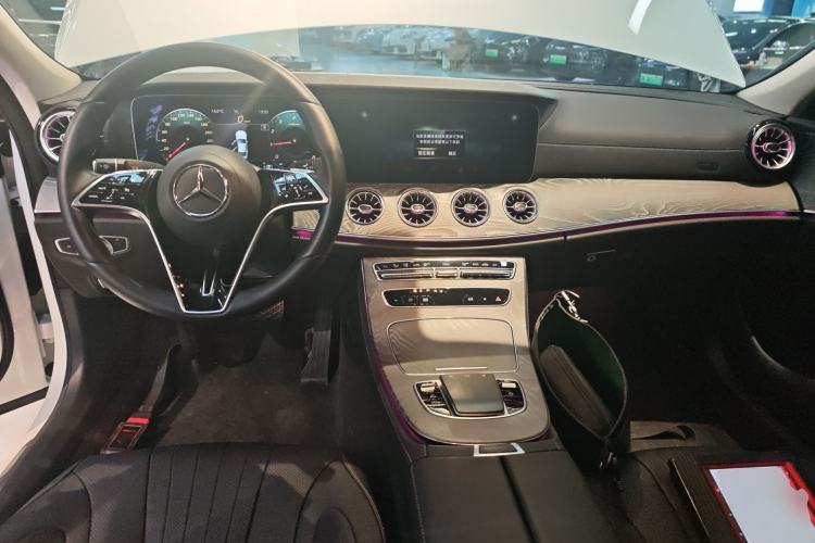 Used Mercedes-Benz CLS 2022 CLS 300 Sport Edition Center Console