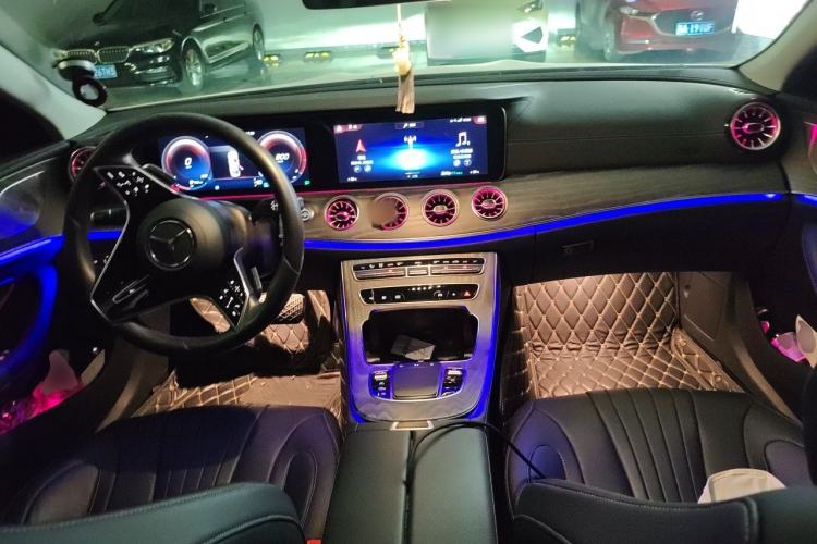 Used Mercedes-Benz CLS 2022 CLS 300 Sport Edition Center Console
