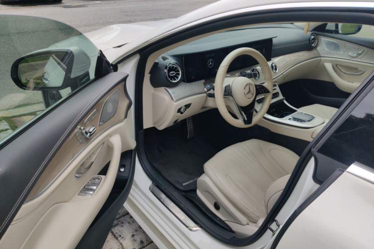 Used Mercedes-Benz CLS 2022 CLS 300 Luxury Model Driver Seat