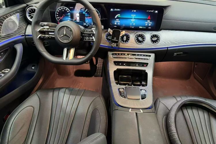 Used Mercedes-Benz CLS 2022 CLS 300 Luxury Model Exterior 10