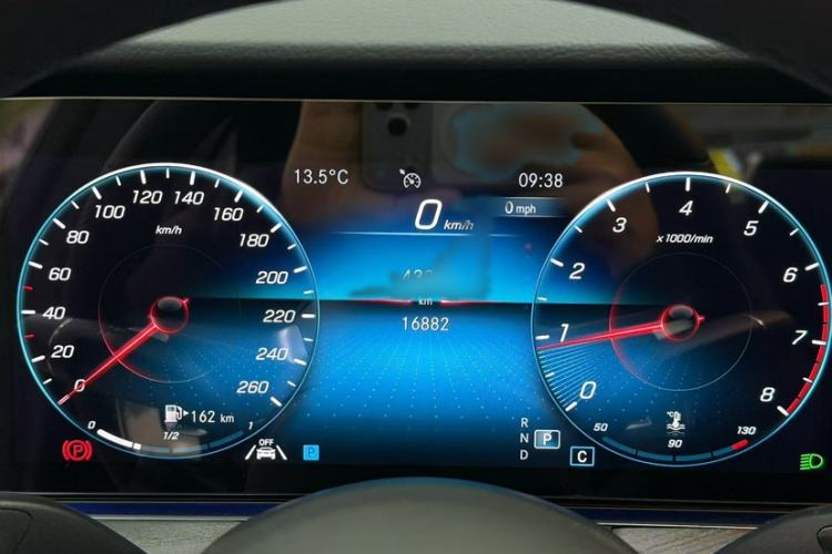 Used Mercedes-Benz CLS 2022 CLS 300 Luxury Model Exterior 11
