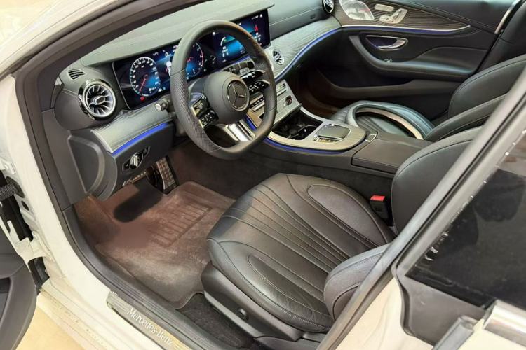 Used Mercedes-Benz CLS 2022 CLS 300 Luxury Model Exterior 8