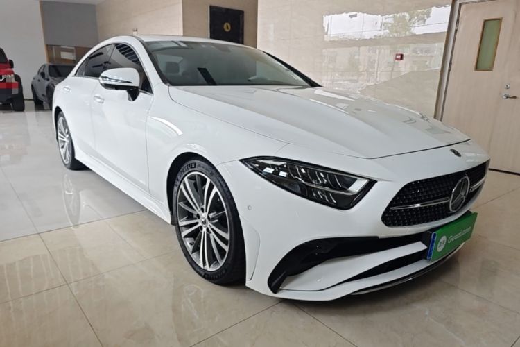 Used Mercedes-Benz CLS 2022 CLS 300 Sport Edition Front Right 45 Deg