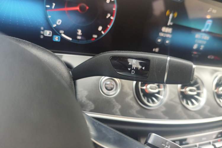 Used Mercedes-Benz CLS 2022 CLS 300 Luxury Model Gear Lever