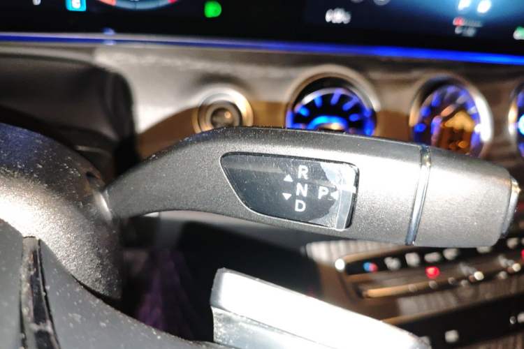 Used Mercedes-Benz CLS 2022 CLS 300 Sport Edition Gear Lever
