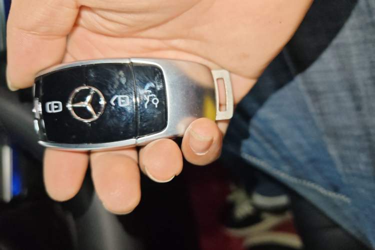 Used Mercedes-Benz CLS 2022 CLS 300 Luxury Model Interior 1