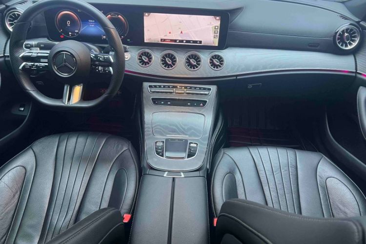 Used Mercedes-Benz CLS 2022 CLS 300 Luxury Model Interior 1