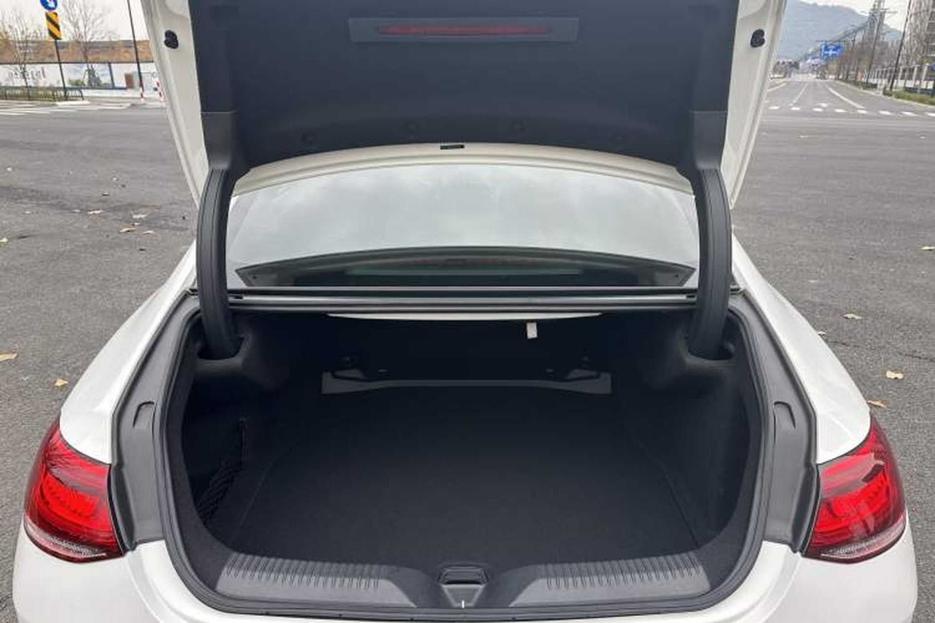 Used Mercedes-Benz CLS 2022 CLS 300 Sport Edition Interior 12