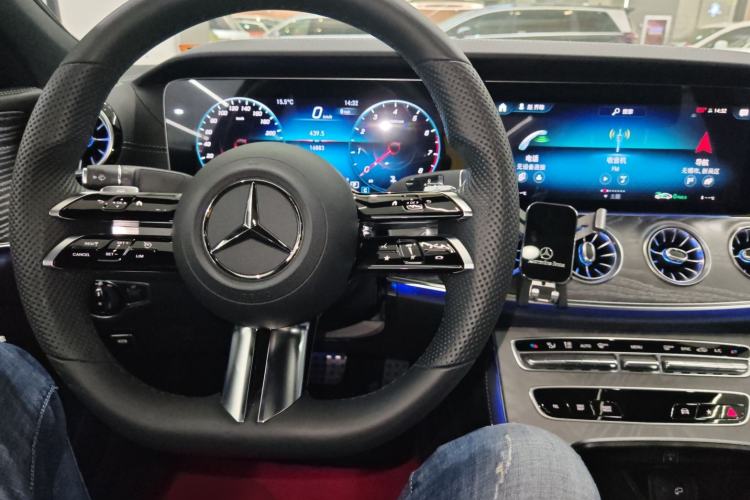 Used Mercedes-Benz CLS 2022 CLS 300 Luxury Model Interior 2