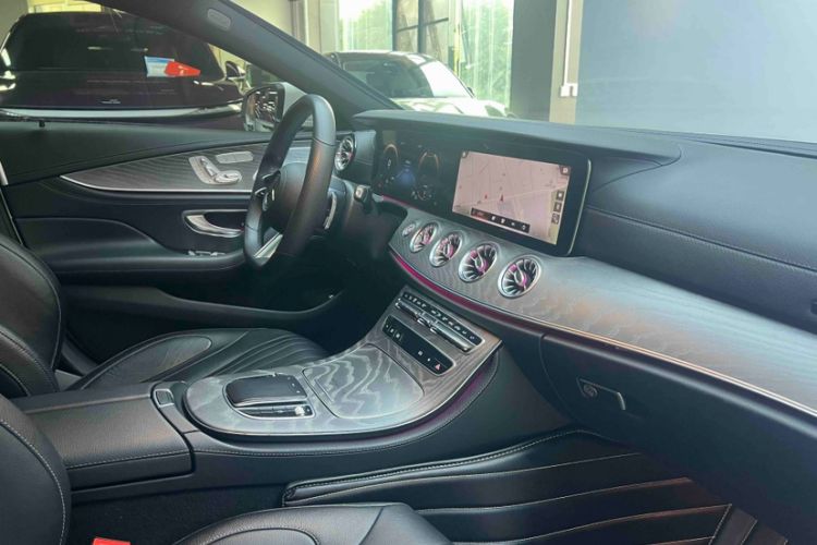 Used Mercedes-Benz CLS 2022 CLS 300 Luxury Model Interior 2