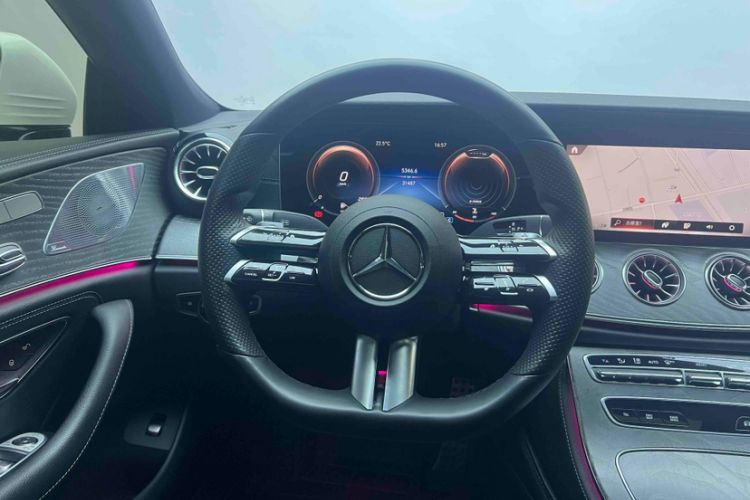 Used Mercedes-Benz CLS 2022 CLS 300 Luxury Model Interior 5