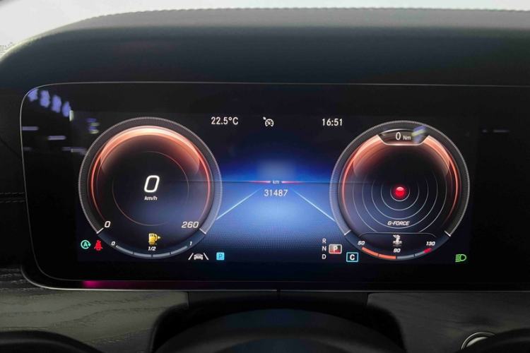 Used Mercedes-Benz CLS 2022 CLS 300 Luxury Model Interior 7