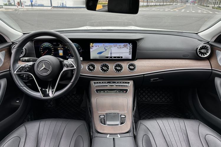 Used Mercedes-Benz CLS 2022 CLS 300 Sport Edition Interior 7