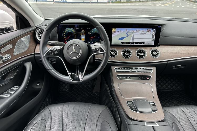Used Mercedes-Benz CLS 2022 CLS 300 Sport Edition Interior 9