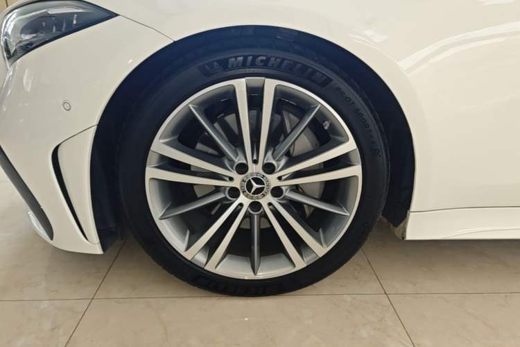 Used Mercedes-Benz CLS 2022 CLS 300 Sport Edition Left Front Wheel Hub