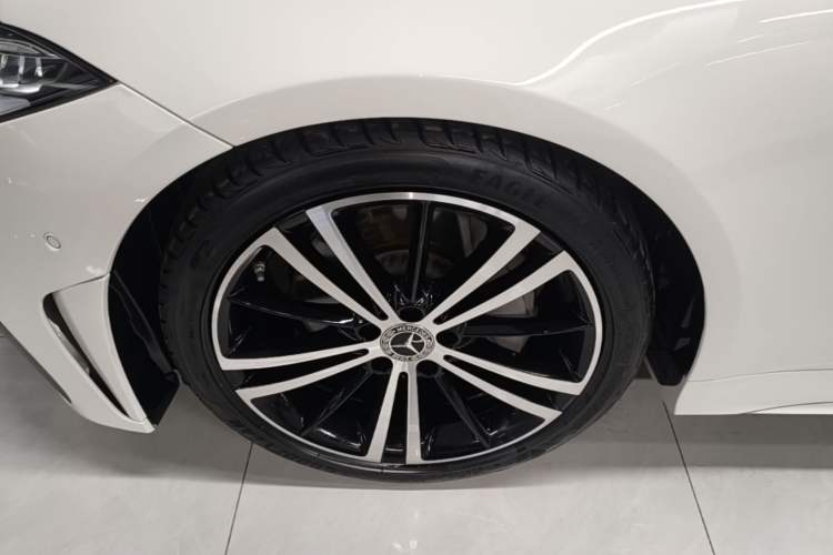Used Mercedes-Benz CLS 2022 CLS 300 Sport Edition Left Front Wheel Hub