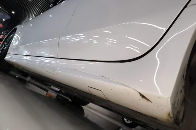 Used Mercedes-Benz CLS 2022 CLS 300 Luxury Model Left Side Sill