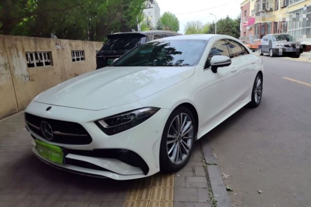 Ojetý Mercedes-Benz CLS 2022 CLS 300 Sport Edition