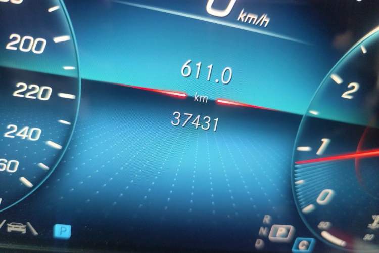 Used Mercedes-Benz CLS 2022 CLS 300 Luxury Model Odometer Close Up