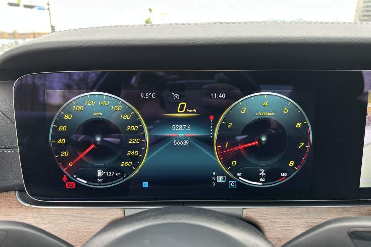 Used Mercedes-Benz CLS 2022 CLS 300 Sport Edition Odometer Close Up