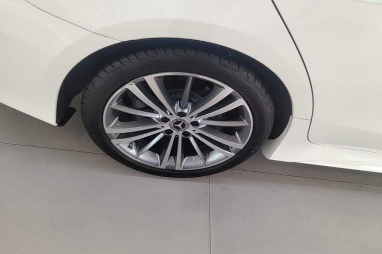Used Mercedes-Benz CLS 2022 CLS 300 Sport Edition Right Rear Wheel Hub